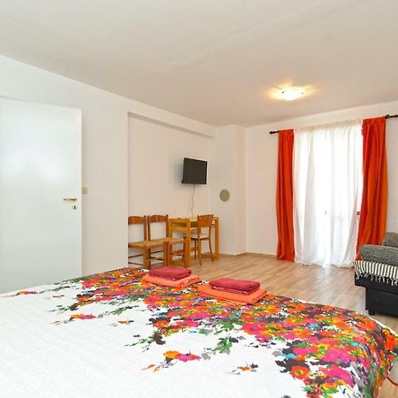 Apartments Marija 85 Фажана Екстер'єр фото