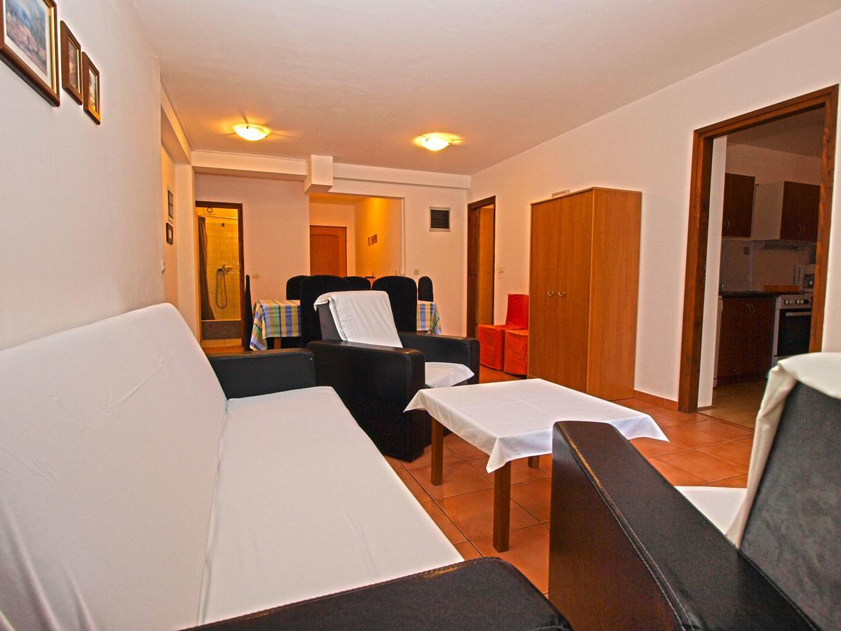 Apartments Marija 85 Фажана Екстер'єр фото