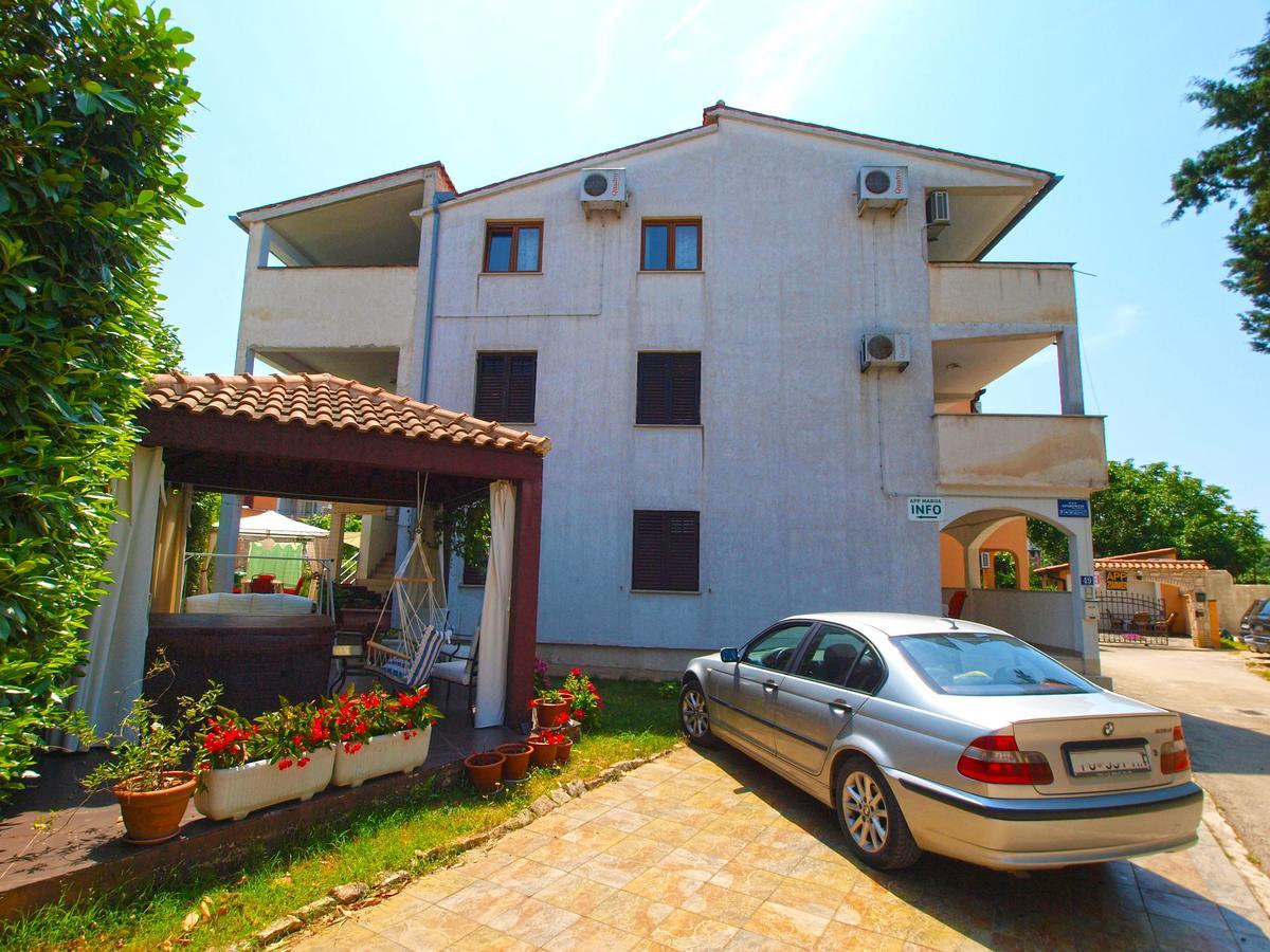 Apartments Marija 85 Фажана Екстер'єр фото