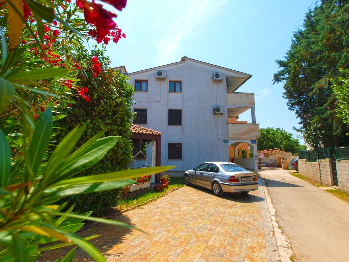 Apartments Marija 85 Фажана Екстер'єр фото