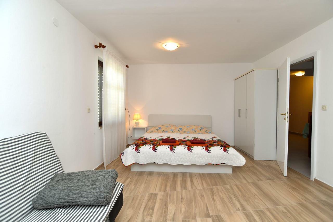 Apartments Marija 85 Фажана Екстер'єр фото